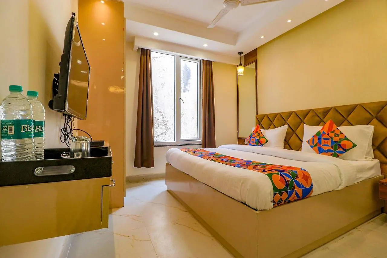 Hotel Fabhotel F9 Pitampura Delhi